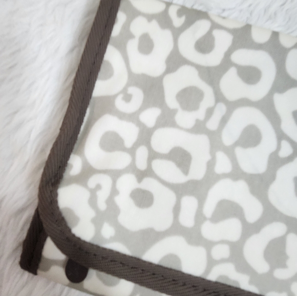 Thirty-one Pocketed Organizer - Picture 2 of 14